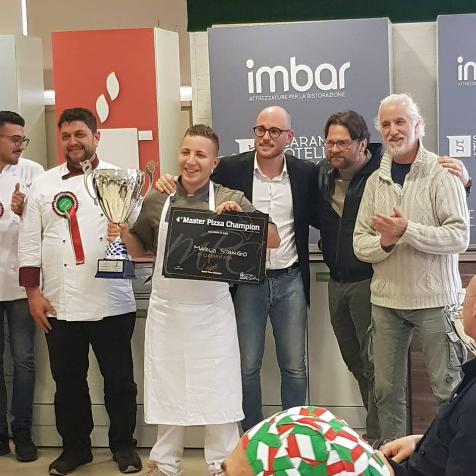 Fare il pizzaiolo: intervista